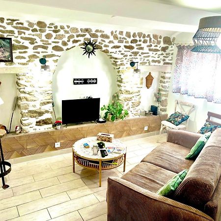 Appartement Cosy Saint-Hilaire-de-Brethmas Exteriér fotografie